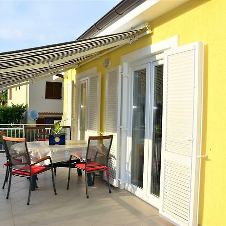 Apartmani Novosel Šilo Kültér fotó
