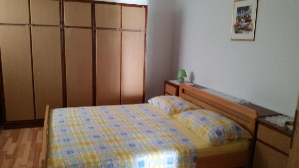Apartmani Novosel Šilo Kültér fotó
