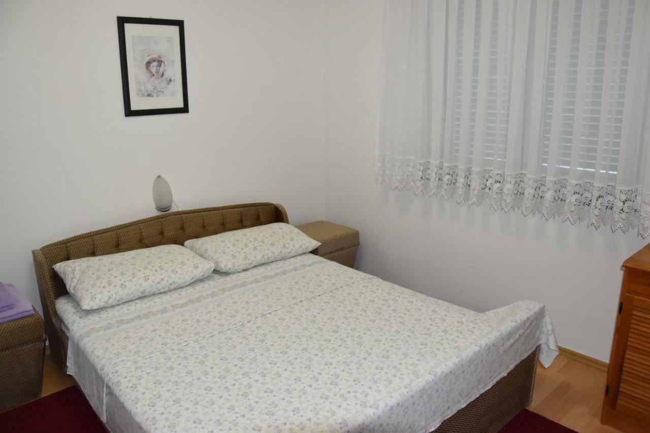 Apartmani Novosel Šilo Kültér fotó