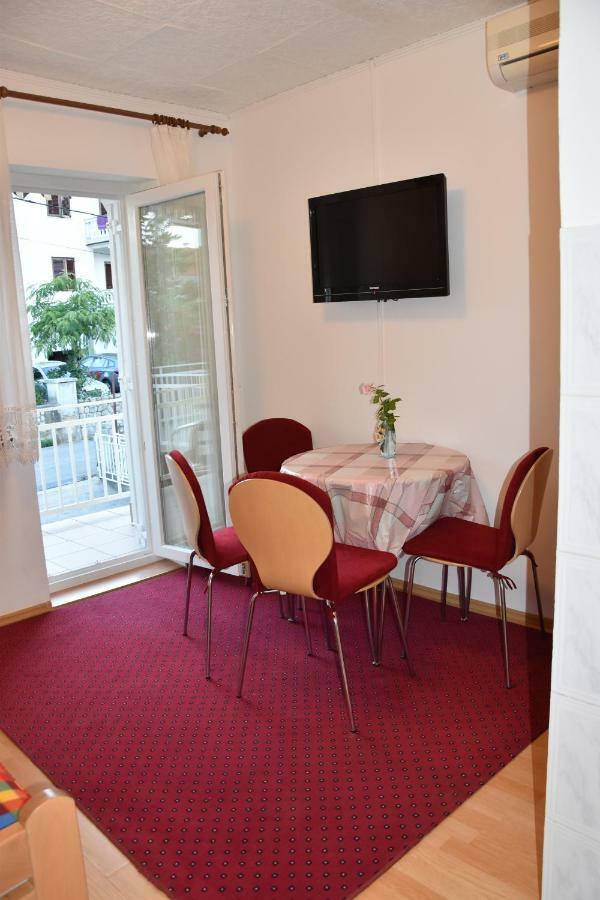 Apartmani Novosel Šilo Kültér fotó