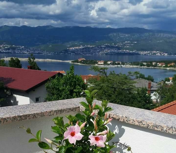 Apartmani Novosel Šilo Kültér fotó