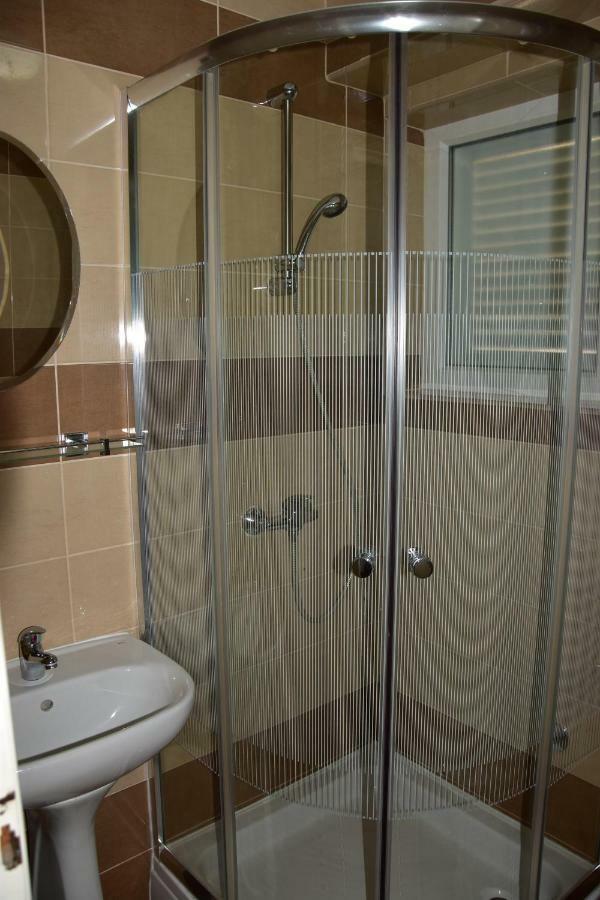 Apartmani Novosel Šilo Kültér fotó