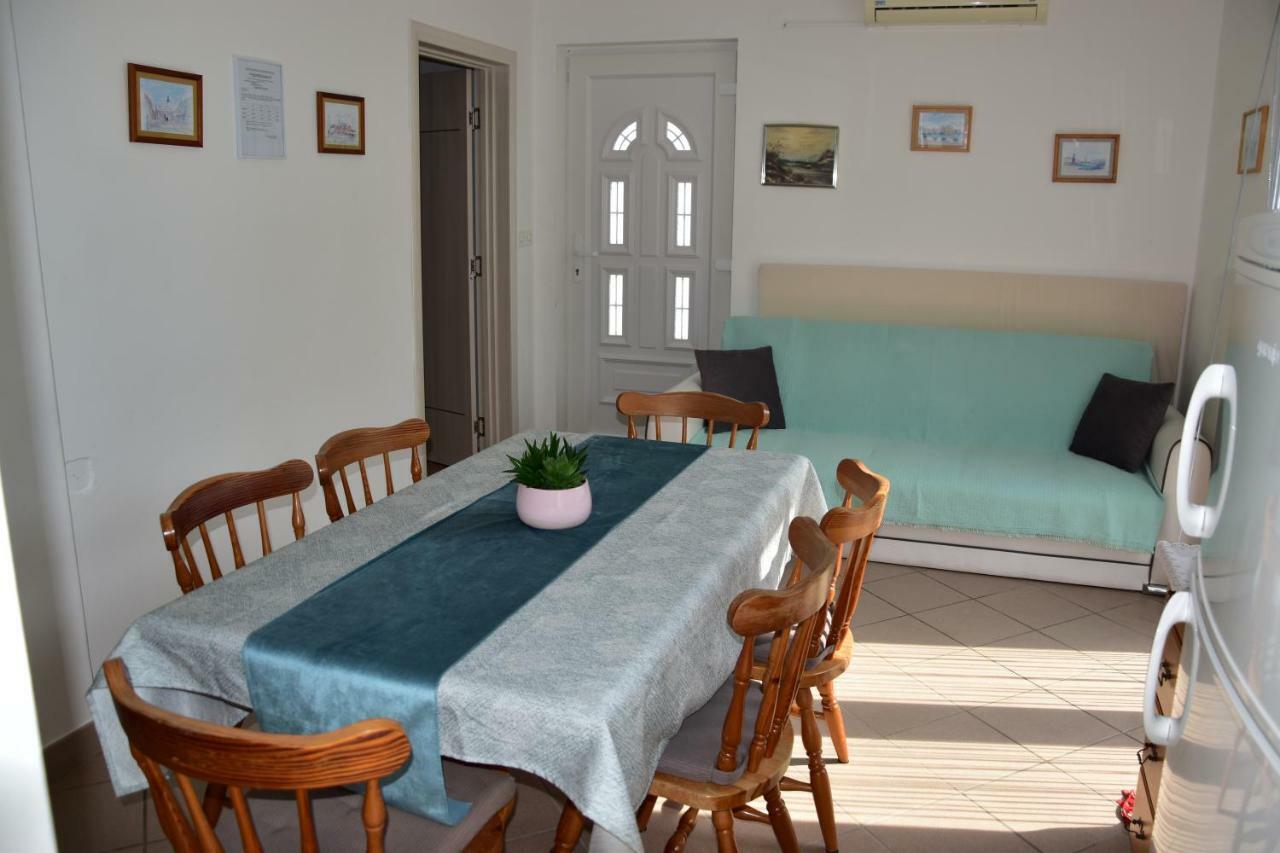 Apartmani Novosel Šilo Kültér fotó