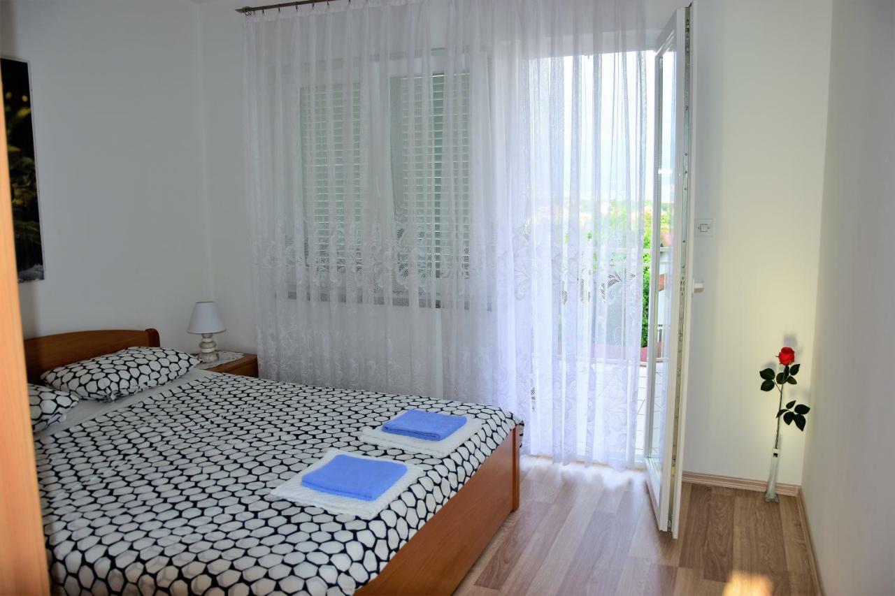 Apartmani Novosel Šilo Kültér fotó