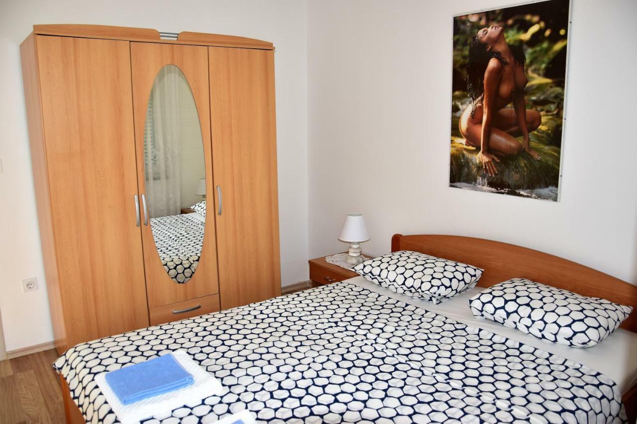 Apartmani Novosel Šilo Kültér fotó