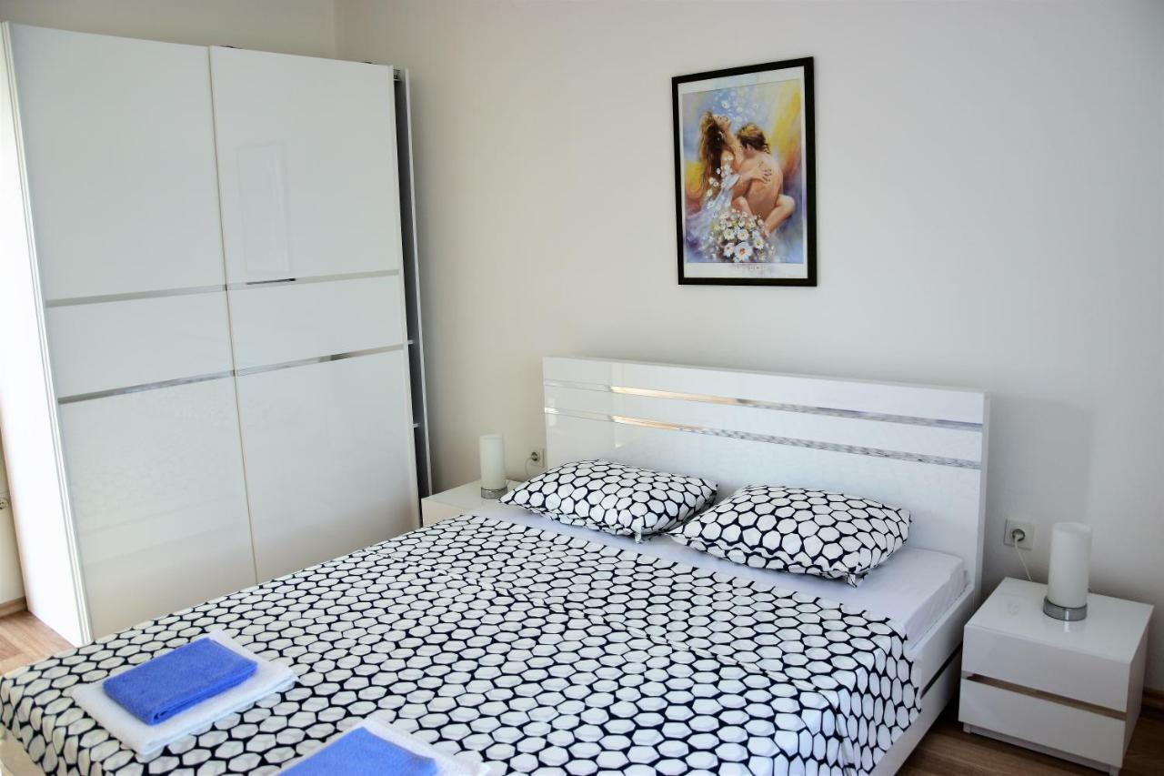Apartmani Novosel Šilo Kültér fotó